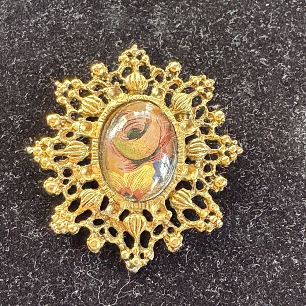 Elegant Scroll Brooch with Rose